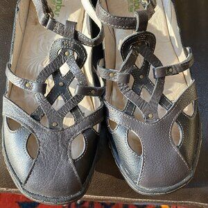 Jambu Spain black and brown leather walking sandal size 8.5
